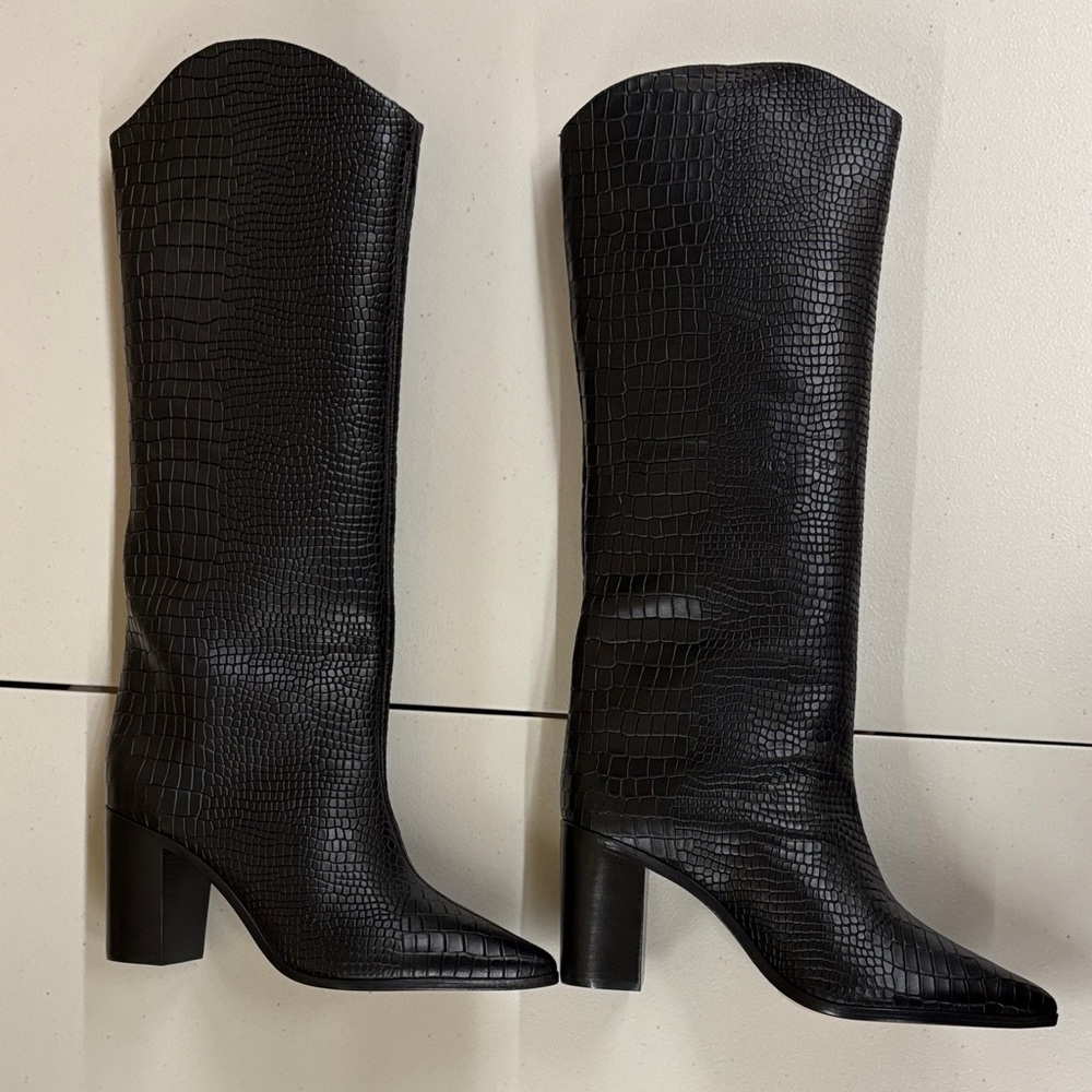 SCHUTZ MARYANA BLOCK WIDE CROCODILE BOOT